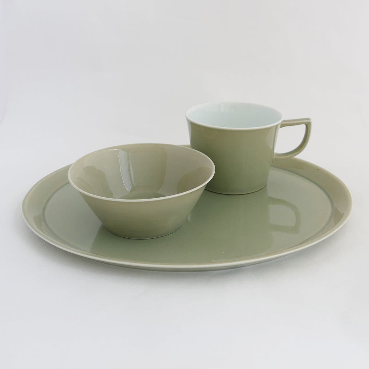 てとて オーバルプレート ヒスイ.