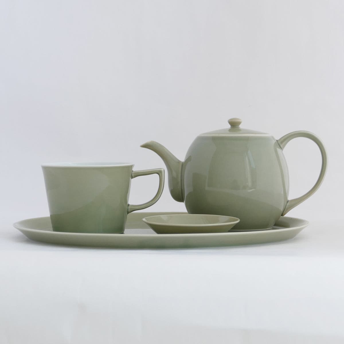 てとて オーバルプレート ヒスイ.